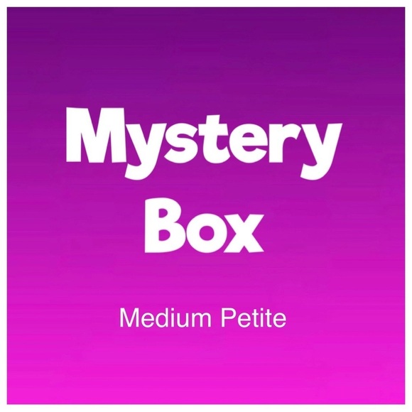 Mystery Box Medium Petite - Picture 1 of 3